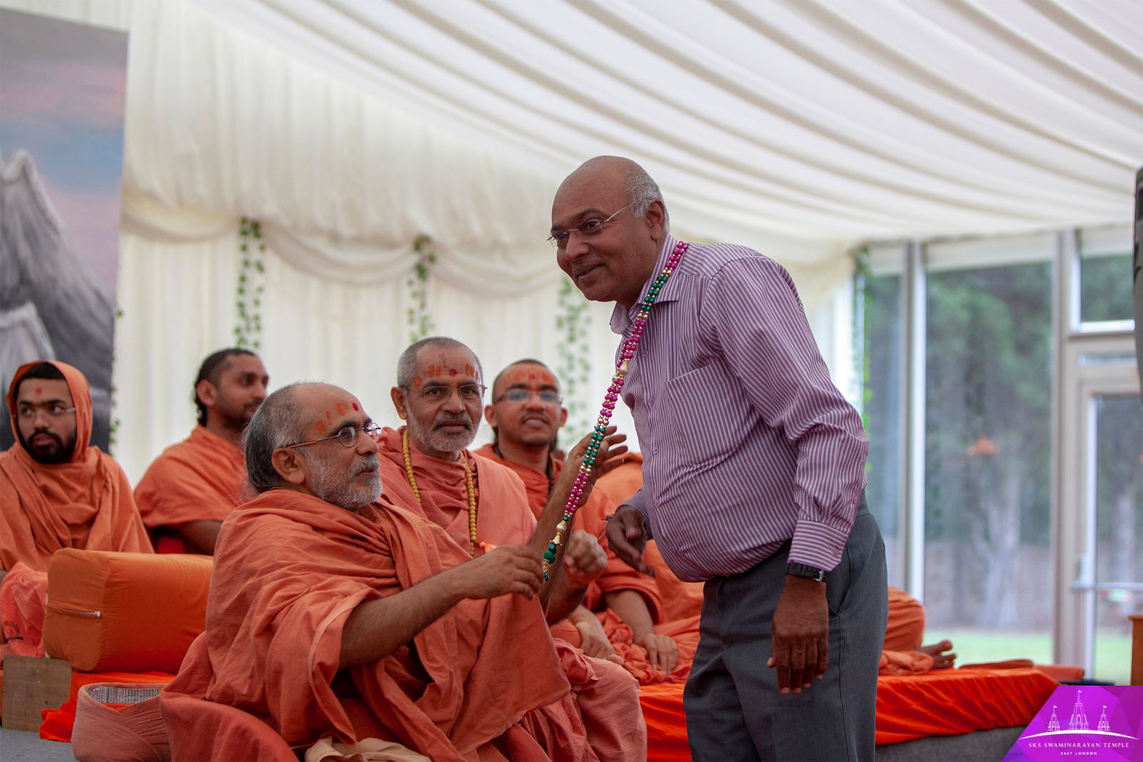 ©1987-2017 SKS Swaminarayan Temple East London